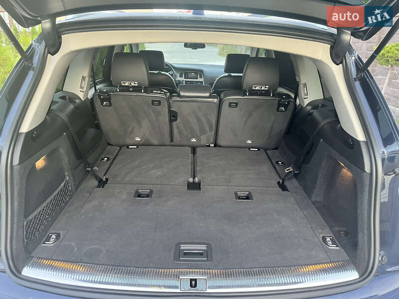 Позашляховик / Кросовер Audi Q7 2013 в Рівному