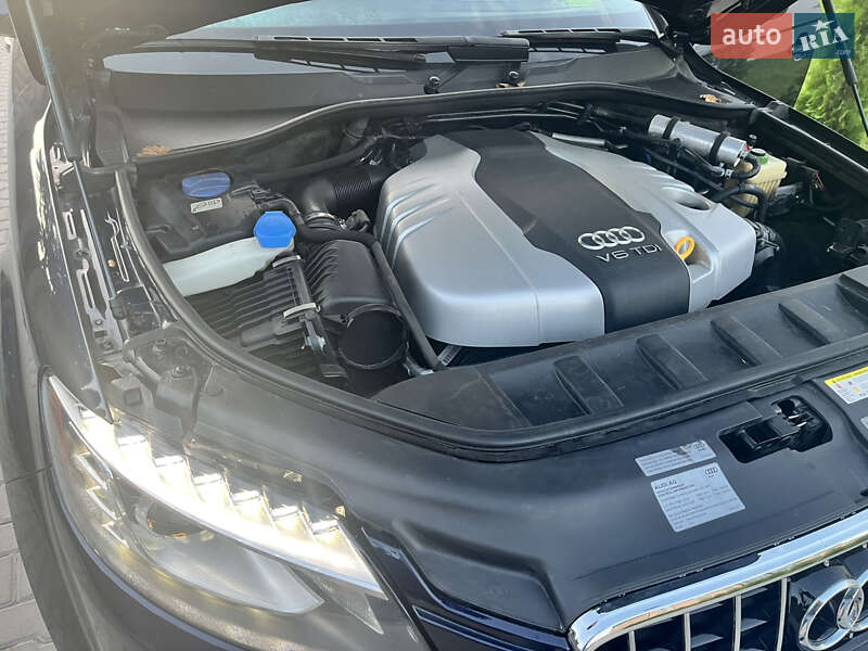 Позашляховик / Кросовер Audi Q7 2013 в Рівному