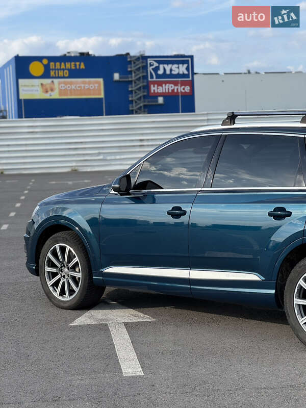 Внедорожник / Кроссовер Audi Q7 2017 в Львове