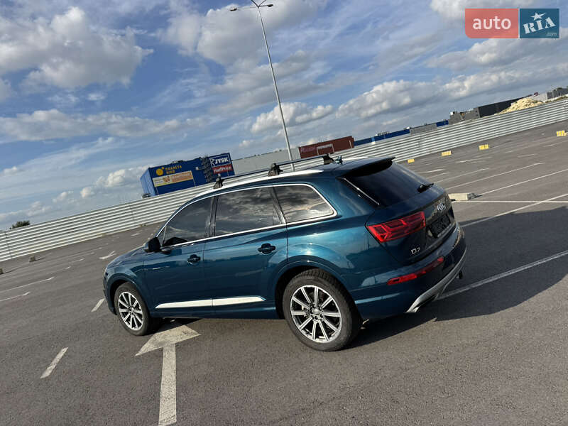 Внедорожник / Кроссовер Audi Q7 2017 в Львове