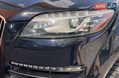 Внедорожник / Кроссовер Audi Q7 2013 в 
