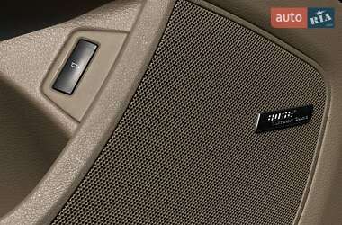 Внедорожник / Кроссовер Audi Q7 2013 в 