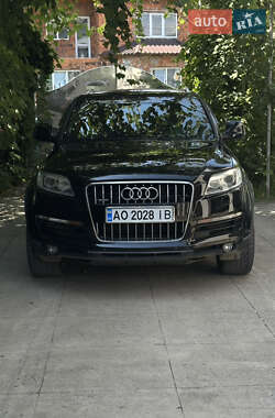Внедорожник / Кроссовер Audi Q7 2007 в 