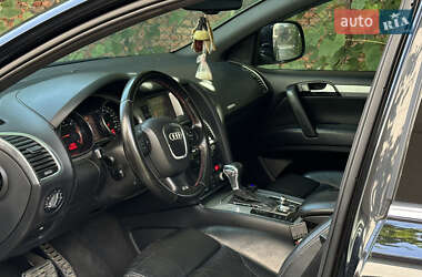 Внедорожник / Кроссовер Audi Q7 2007 в 