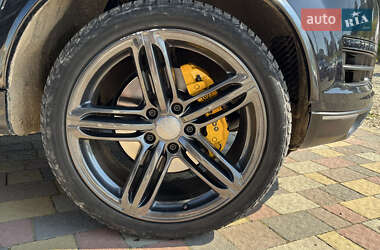 Внедорожник / Кроссовер Audi Q7 2012 в 