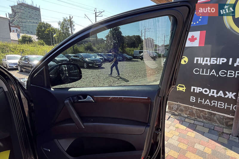 Позашляховик / Кросовер Audi Q7 2012 в Стрию