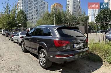 Внедорожник / Кроссовер Audi Q7 2011 в 