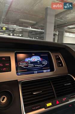 Внедорожник / Кроссовер Audi Q7 2015 в 