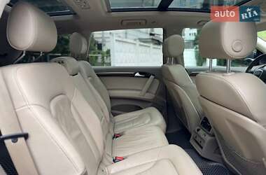 Внедорожник / Кроссовер Audi Q7 2011 в 