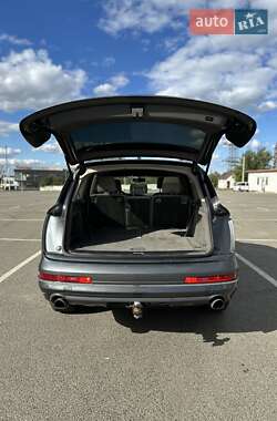 Внедорожник / Кроссовер Audi Q7 2013 в 