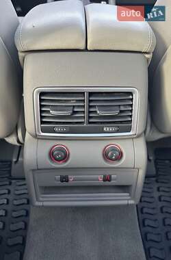 Внедорожник / Кроссовер Audi Q7 2013 в 