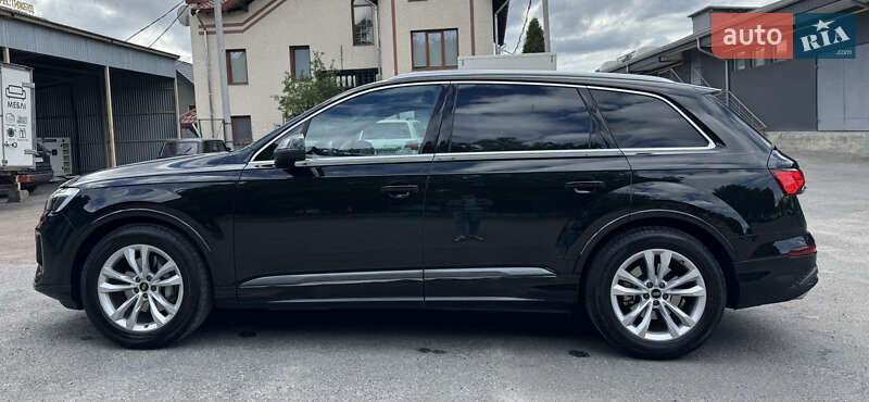 Позашляховик / Кросовер Audi Q7 2025 в Тернополі
