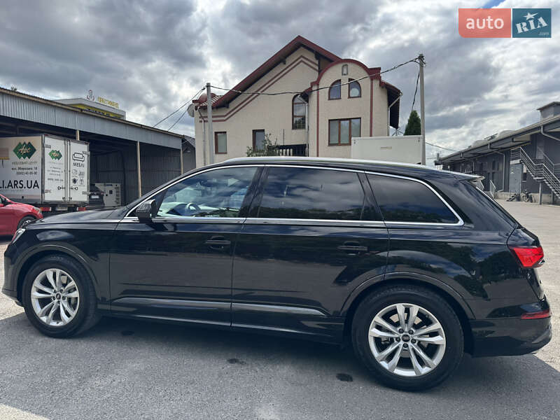 Позашляховик / Кросовер Audi Q7 2025 в Тернополі