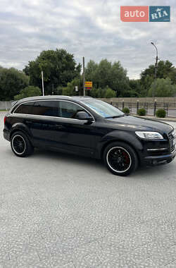Внедорожник / Кроссовер Audi Q7 2008 в 