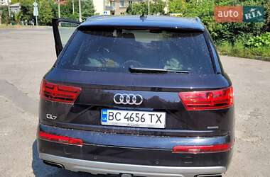 Внедорожник / Кроссовер Audi Q7 2018 в 