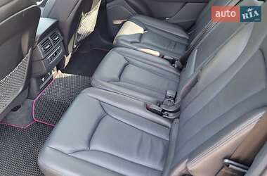Внедорожник / Кроссовер Audi Q7 2018 в 