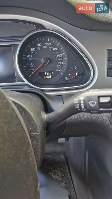 Позашляховик / Кросовер Audi Q7 2015 в Миколаєві