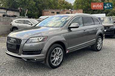 Внедорожник / Кроссовер Audi Q7 2014 в 