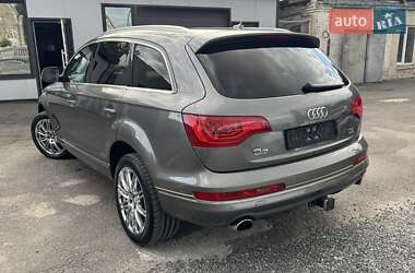 Внедорожник / Кроссовер Audi Q7 2014 в 