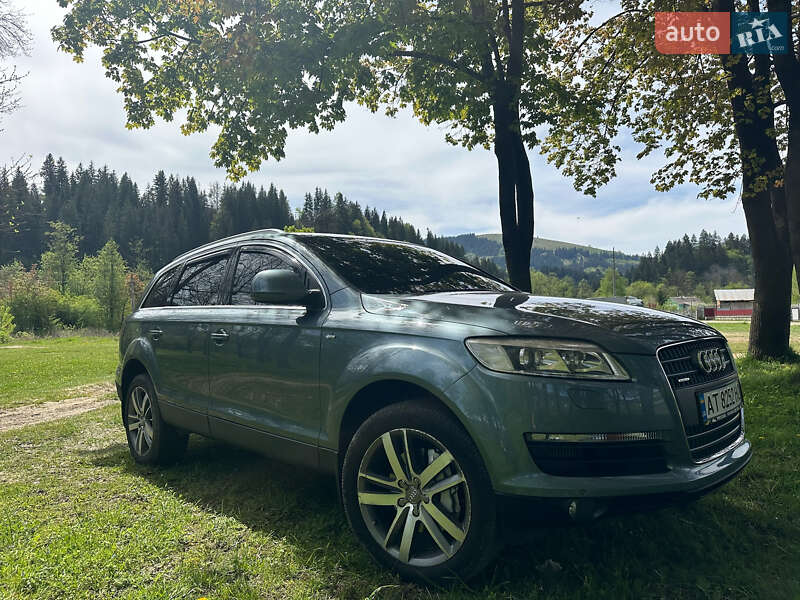 Внедорожник / Кроссовер Audi Q7 2008 в Верховине