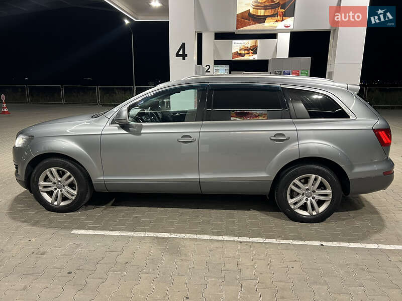 Внедорожник / Кроссовер Audi Q7 2007 в Измаиле