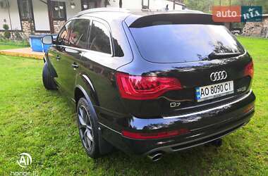 Внедорожник / Кроссовер Audi Q7 2010 в 