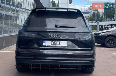 Внедорожник / Кроссовер Audi Q7 2017 в 