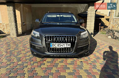 Внедорожник / Кроссовер Audi Q7 2014 в 