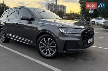 Внедорожник / Кроссовер Audi Q7 2020 в Киеве