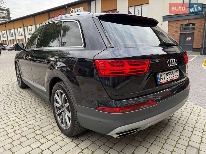 Внедорожник / Кроссовер Audi Q7 2016 в Коломые