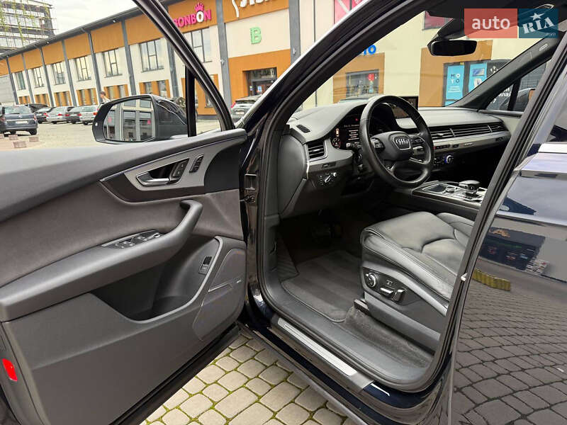 Внедорожник / Кроссовер Audi Q7 2016 в Коломые