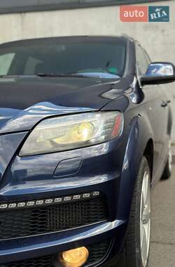 Внедорожник / Кроссовер Audi Q7 2013 в 