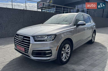 Внедорожник / Кроссовер Audi Q7 2017 в 