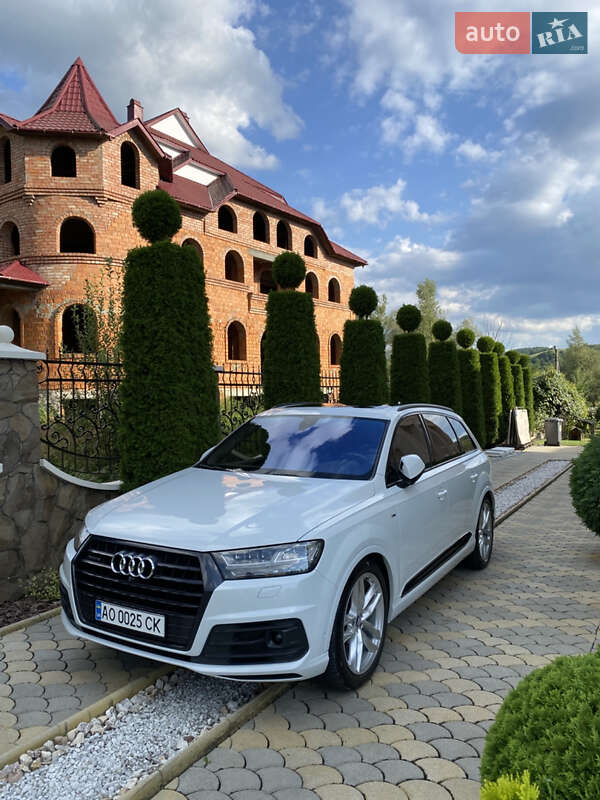 Внедорожник / Кроссовер Audi Q7 2017 в Тячеве фото 12 Внедорожник / Кроссовер Audi Q7 2017 в Тячеве