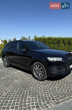 Внедорожник / Кроссовер Audi Q7 2019 в 
