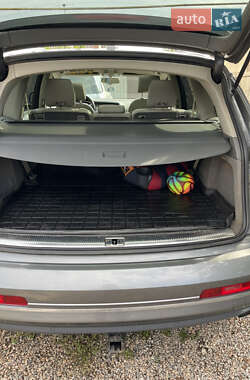 Внедорожник / Кроссовер Audi Q7 2011 в 