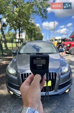 Внедорожник / Кроссовер Audi Q7 2013 в 
