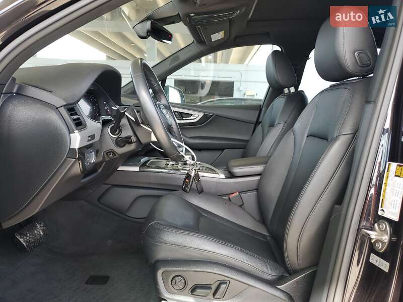 Внедорожник / Кроссовер Audi Q7 2018 в Киеве