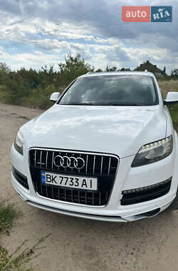 Внедорожник / Кроссовер Audi Q7 2011 в 