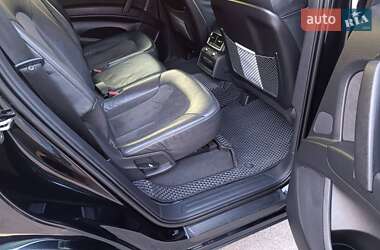 Внедорожник / Кроссовер Audi Q7 2013 в 