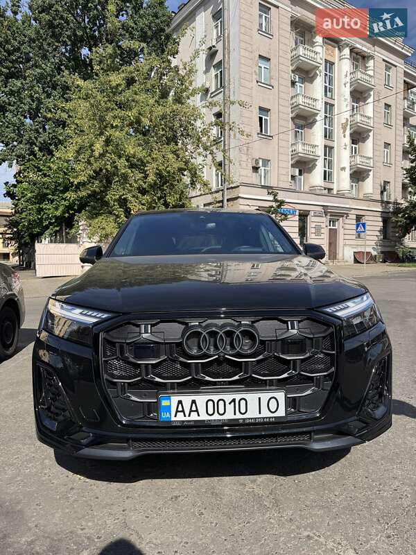 Audi Q7 2024