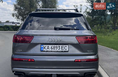 Внедорожник / Кроссовер Audi Q7 2016 в 