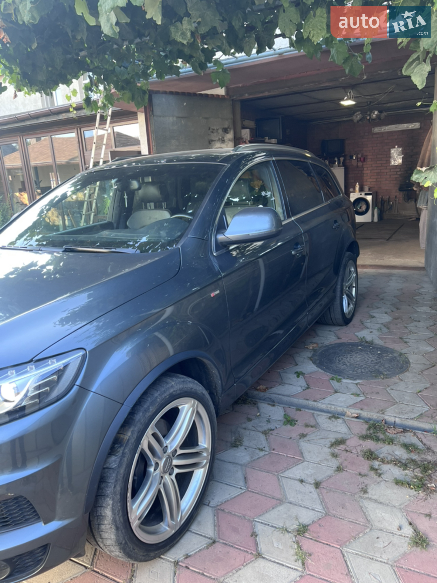2011 Audi Q7 - мініатюра 2