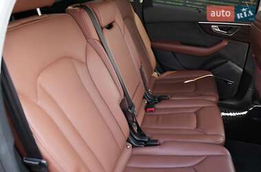 Внедорожник / Кроссовер Audi Q7 2019 в 
