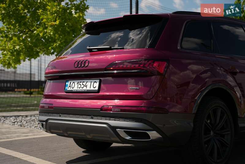 Позашляховик / Кросовер Audi Q7 2019 в Мукачевому