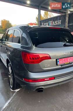 Внедорожник / Кроссовер Audi Q7 2013 в 