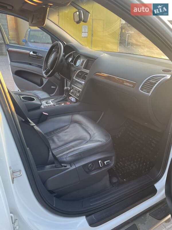 Позашляховик / Кросовер Audi Q7 2012 в Новояворівську фото 12 Позашляховик / Кросовер Audi Q7 2012 в Новояворівську