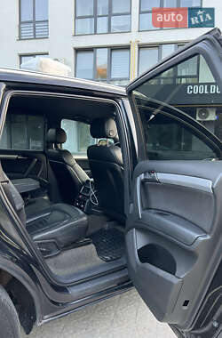 Внедорожник / Кроссовер Audi Q7 2006 в 