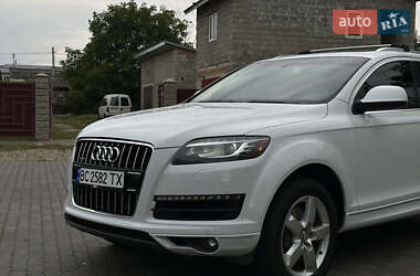 Внедорожник / Кроссовер Audi Q7 2012 в 