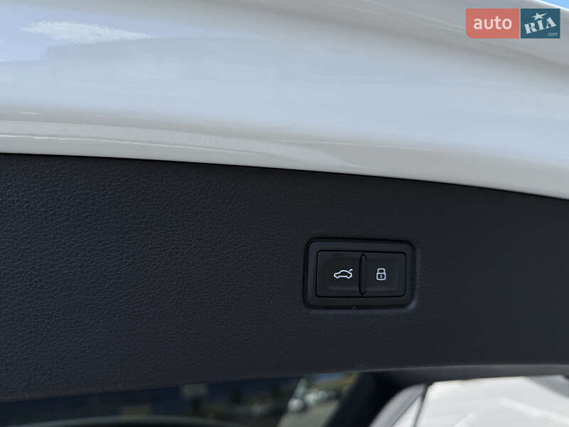 Позашляховик / Кросовер Audi Q7 2020 в Вінниці